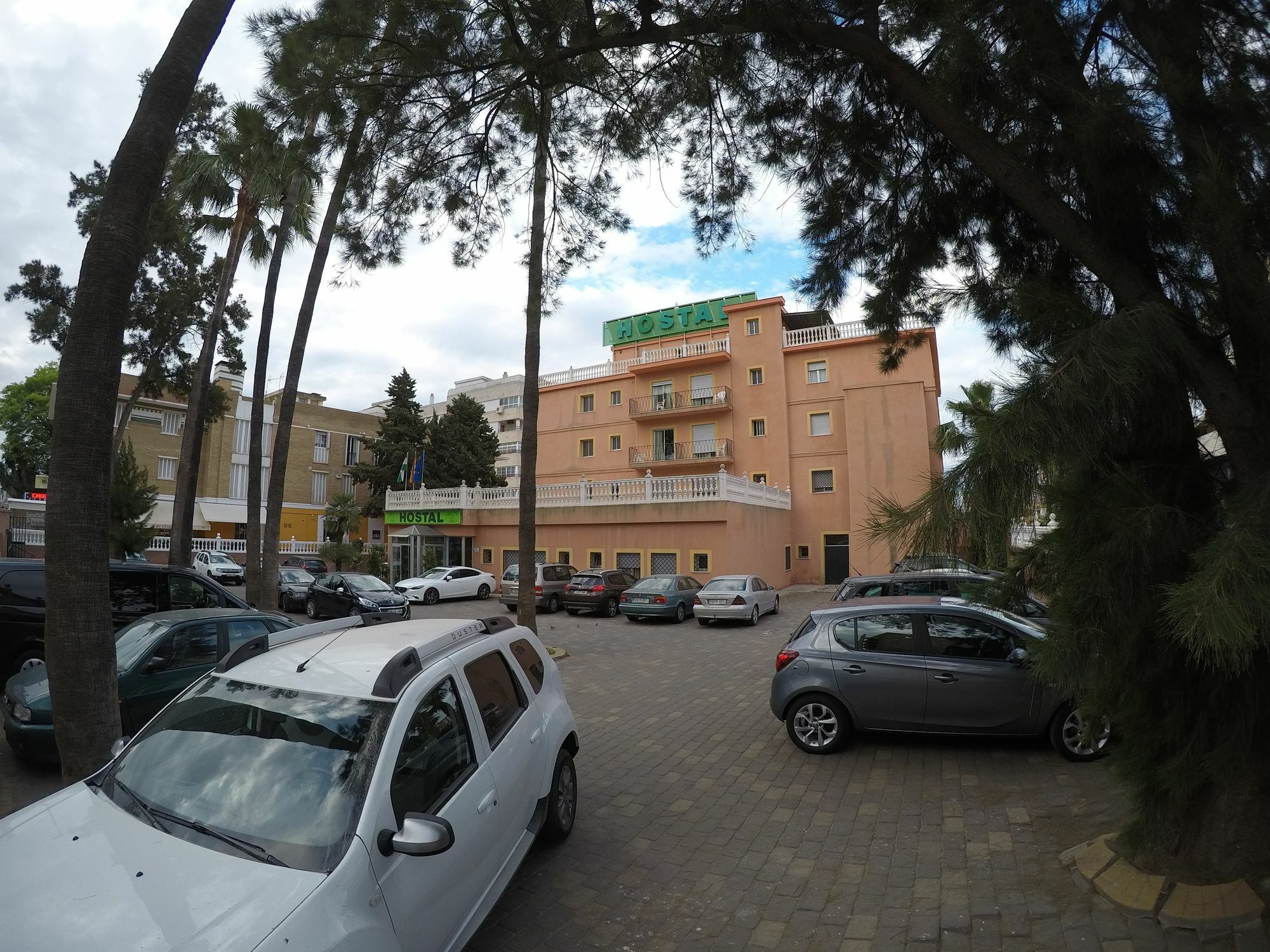 Hostal La Casa De Enfrente Málaga Extérieur photo